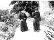 Život se živi, smrt brzo stiže, nezapisano se zaboravlja