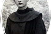 Fra Mirko Magzan u novicjatu na Humcu 1936.-37..JPG