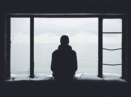 Povuci se u sobu i zatvori vrata!