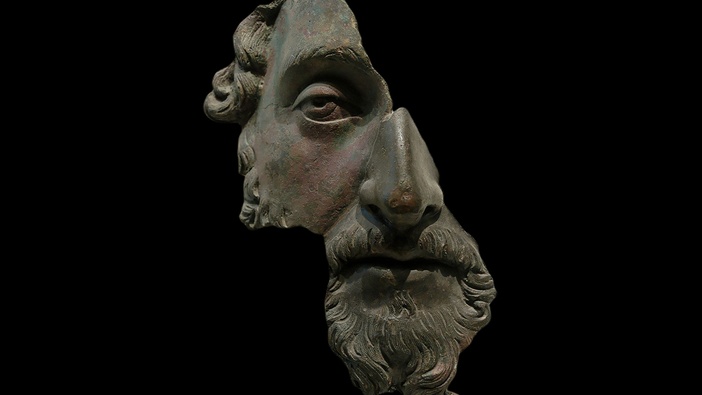 Gade, zar si bolji od nas? (I.)