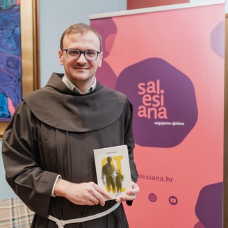 Predstavljanje knjige "Otac" fra Serđe Ćavara