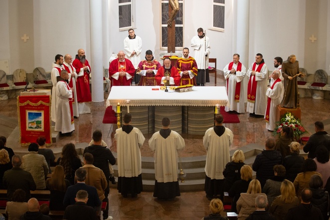 Slavlje o spomendanu blaženih fra Serafina Glasnovića Kodića i don Antona Muzića