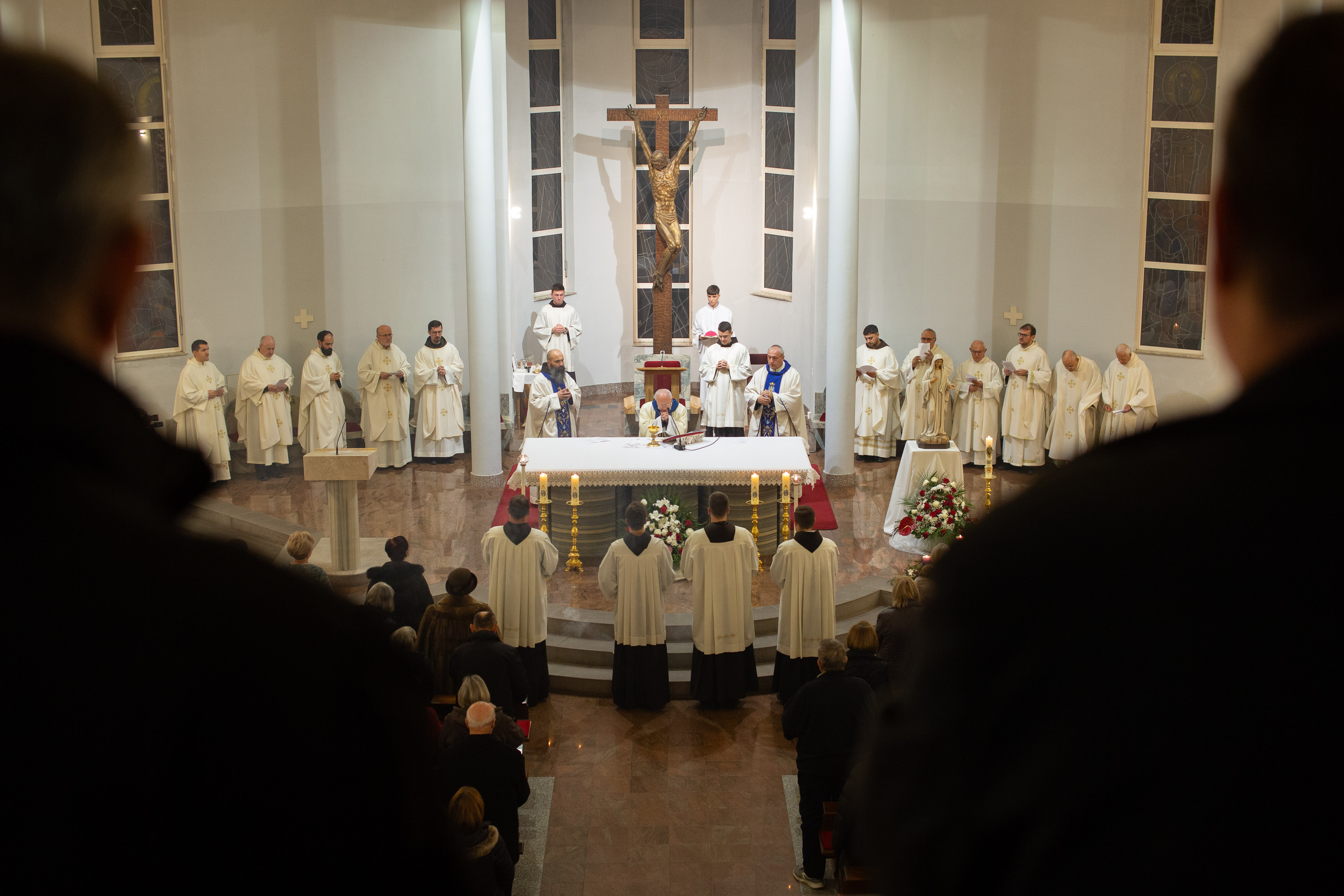 Raspored svetih misa